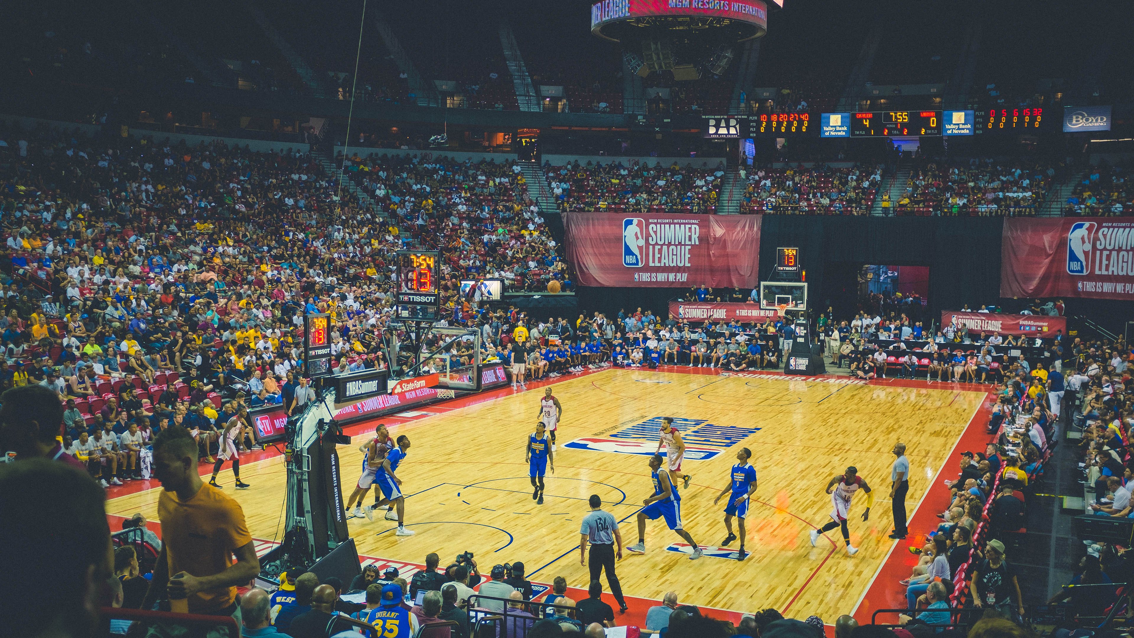 Kaiyun(中国)开云-电竞赛事数字化转型，线上线下融合发展深化，电竞线下联赛运营模式